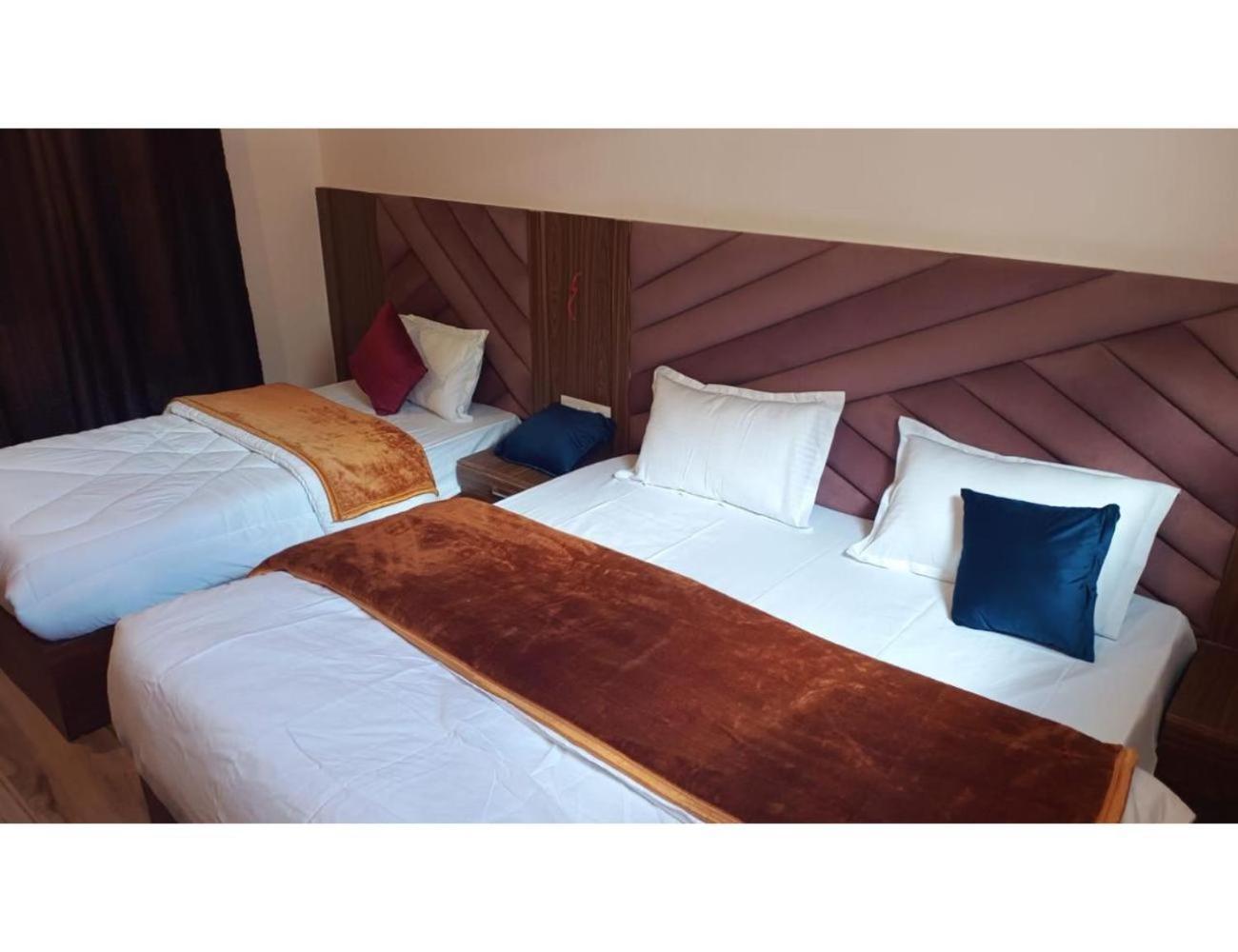 Hotel Maa Bhuvneshwari, Badrinath Ngoại thất bức ảnh